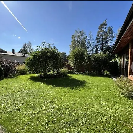 Detached House, 3 Bedrooms, *