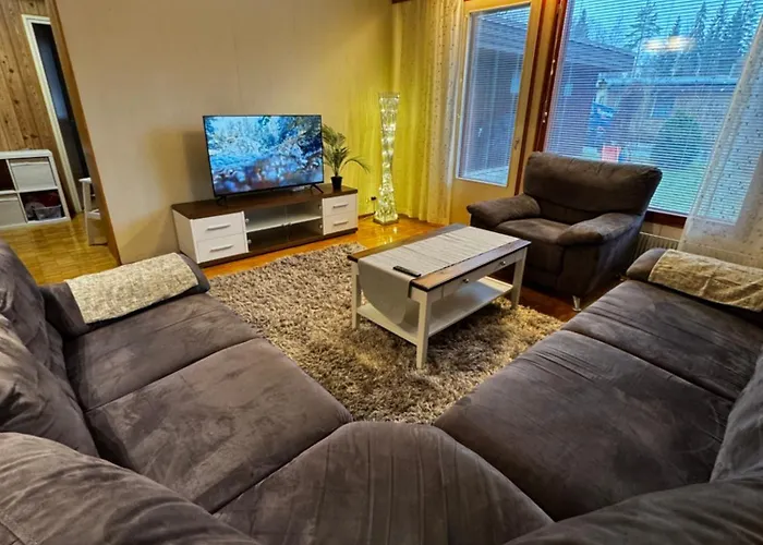 Апартаменты Detached House, 3 Bedrooms,