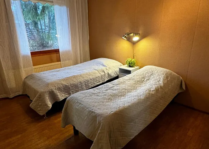 Апартаменты Detached House, 3 Bedrooms, *